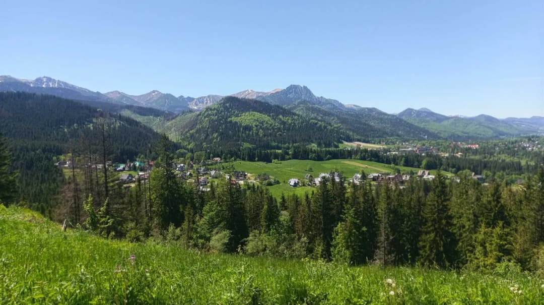 Słownik gwary podhalańskiej: Klucz do zachowania kultury i tradycji